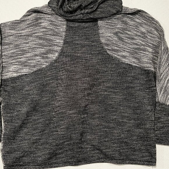 Calvin Klein Performance Gray Cowl Neck Pullover Sweater Crossover front Size XL - Picture 10 of 10
